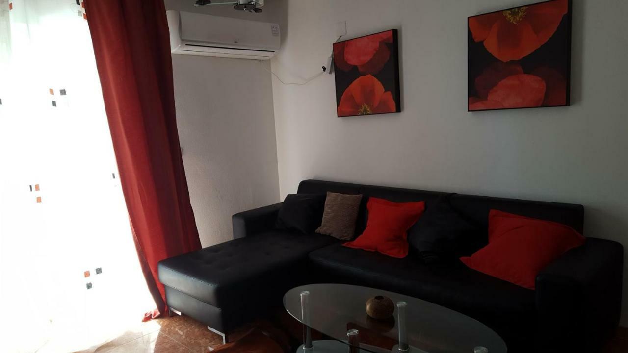 Appartement Avec Piscine San Vicente Raspeig Exteriör bild